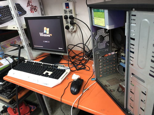 電腦開機(jī)黑屏顯示英文提示的簡易解決方案 巧用BIOS設(shè)置修復(fù)硬件識別問題